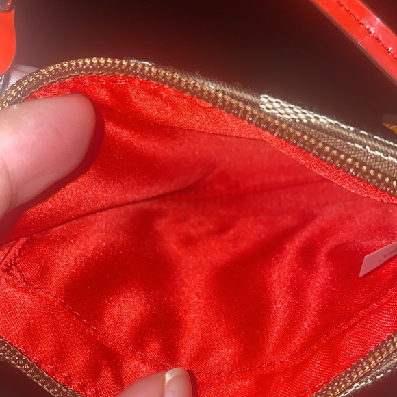 NWT coach park signature wristlet. Khaki/ bright vermillion red - Picture 3 of 6